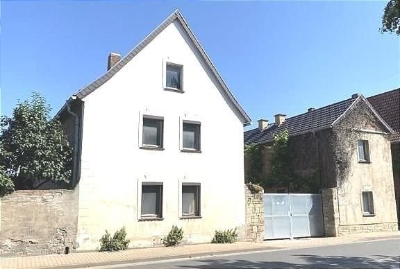 Einfamilienhaus zum Kauf 20.000 € 6 Zimmer 160 m²<br/>Wohnfläche 562 m²<br/>Grundstück ab sofort<br/>Verfügbarkeit Gleina Gleina 06632