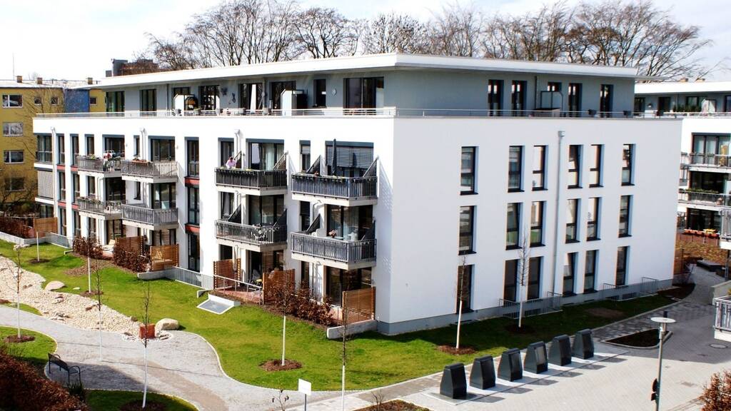 Wohnung zur Miete 1.269 € 2 Zimmer 110,4 m² EG frei ab sofort Wittenau Berlin 13437