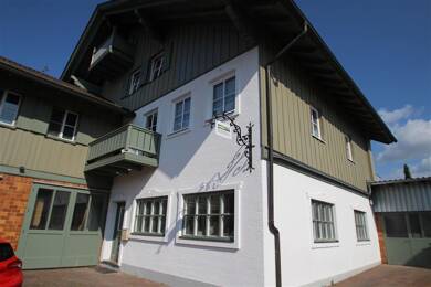 Wohnung zum Kauf 299.000 € 3 Zimmer 99,9 m² Dachgeschoss, 2. Geschoss Geisenhausen Geisenhausen , Niederbay 84144