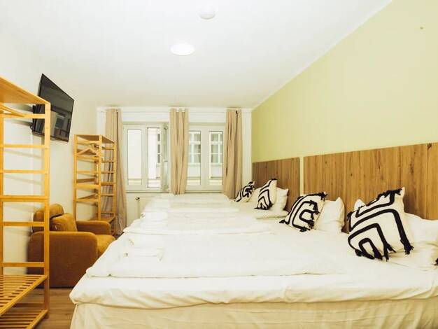 Wohnung zur Miete 1.700 € 4 Zimmer 70 m² 2. Geschoss Obere Karlsstraße 3 Mitte Mitte 34117