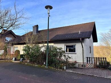Haus zum Kauf 270.000 € 6 Zimmer 157 m² 587 m² Grundstück frei ab sofort Brügge Lüdenscheid 58515