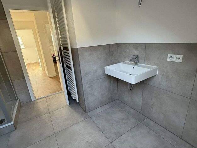 Wohnung zur Miete 850 € 3 Zimmer 77 m² 1. Geschoss frei ab sofort Sommerbergstr. 27 Laudenbach 63925