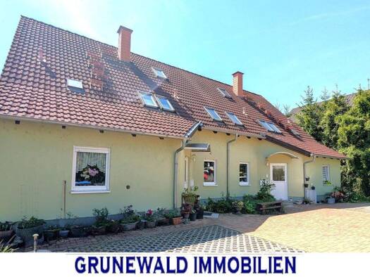 Doppelhaushälfte zum Kauf 240.000 € 6 Zimmer 184 m² 400 m² Grundstück Camburg Dornburg-Camburg 07774