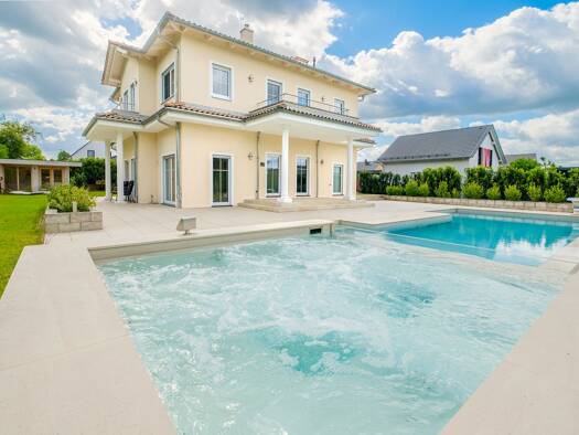 Einfamilienhaus zum Kauf 1.200.000 € 6 Zimmer 234 m² 1.339 m² Grundstück Graupa Pirna-Graupa (bei Dresden) 01796