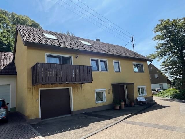 Einfamilienhaus zum Kauf 185.000 € 9 Zimmer 215 m²<br/>Wohnfläche 1.034 m²<br/>Grundstück Schellenbergstraße 1 Baldern Bopfingen 73441