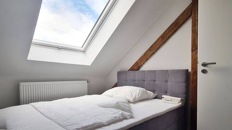 WG-Zimmer zur Miete Wohnen auf Zeit 500 € 16 m² 5. Geschoss frei ab sofort Roßdorfer Strasse 00 Bornheim Frankfurt am Main 60385