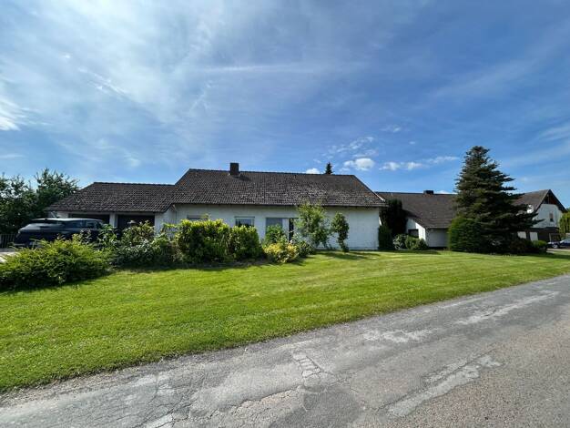 Einfamilienhaus zum Kauf 314.000 € 7 Zimmer 213 m² 1.071 m² Grundstück Harlinghausen Preußisch Oldendorf 32361