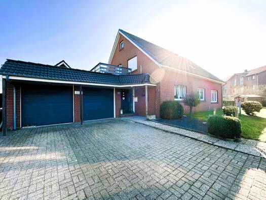 Einfamilienhaus zum Kauf 529.000 € 11 Zimmer 247,8 m² 1.123 m² Grundstück Hooksiel Wangerland 26434