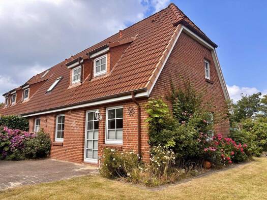 Reihenendhaus zum Kauf 660.000 € 4,5 Zimmer 110 m² 218 m² Grundstück frei ab sofort Tinnum Sylt 25980