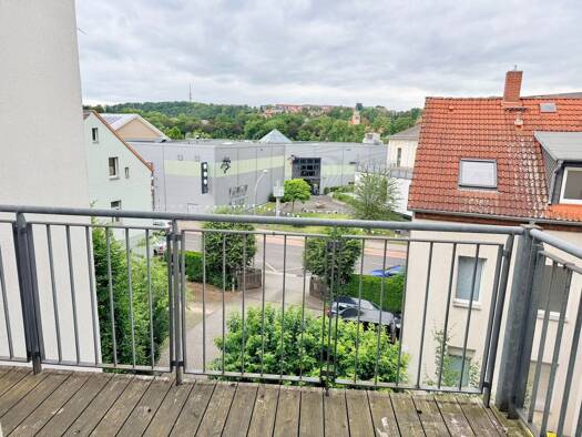 Wohnung zur Miete 335 € 3 Zimmer 67 m² 2. Geschoss frei ab sofort Bahnhofstraße 65 Döbeln Döbeln 04720