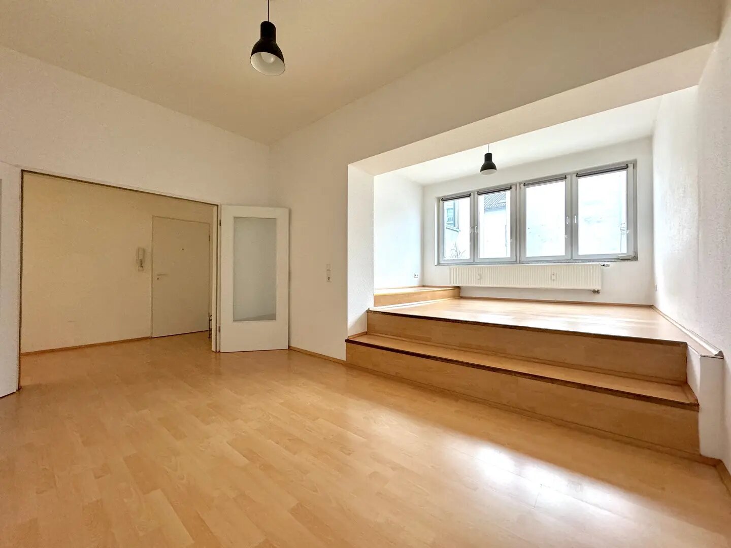 Wohnung zum Kauf provisionsfrei 126.000 € 2 Zimmer 65 m²<br/>Wohnfläche ab sofort<br/>Verfügbarkeit Friedrichstraße 23 Unterbilk Düsseldorf 40217