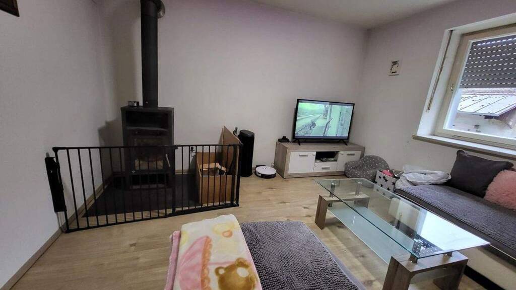 Wohnung zur Miete 420 € 2 Zimmer 50 m² Erdweg 85253