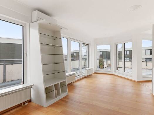 Terrassenwohnung zur Miete 1.400 € 4 Zimmer 148 m² Geschoss 3/4 frei ab 01.01.2026 Zentrum Ratingen 40878