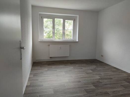 Wohnung zur Miete 342 € 2 Zimmer 41,7 m² 1. Geschoss frei ab sofort Gördenallee 194a Görden Brandenburg an der Havel 14772