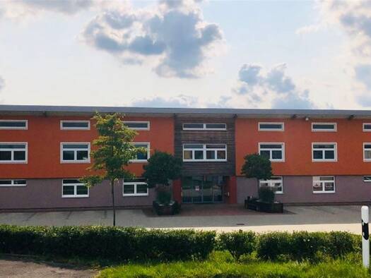 Büro zum Kauf 600 m² Bürofläche Dörfles-Esbach 96487