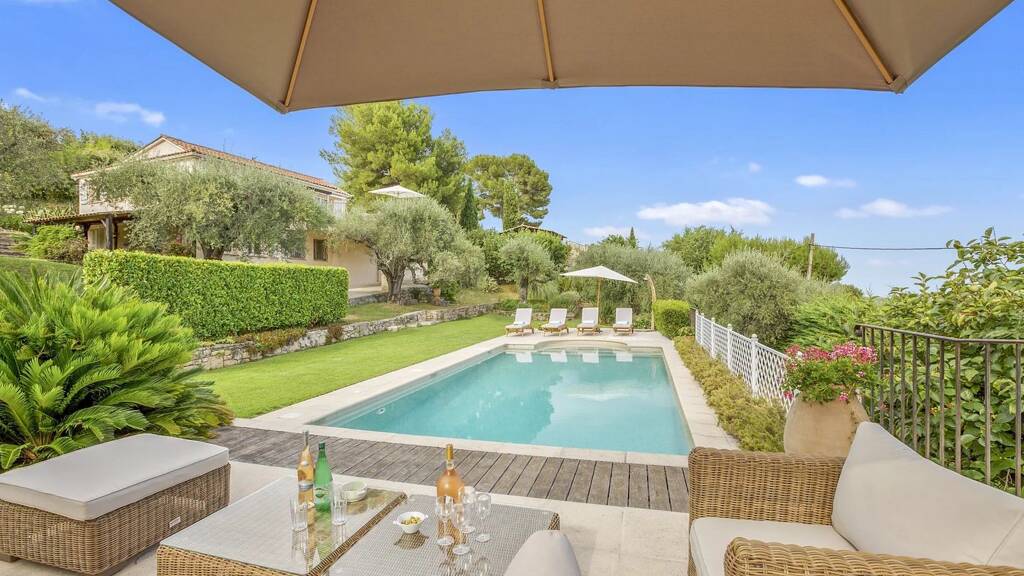 Einfamilienhaus zum Kauf 1.050.000 € 128 m² 2.500 m² Grundstück OPIO 06650