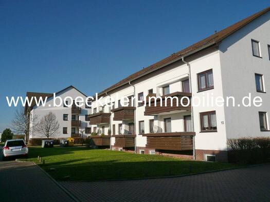 Wohnung zur Miete 240 € 1 Zimmer 32,8 m² frei ab sofort Langenbogen 06179