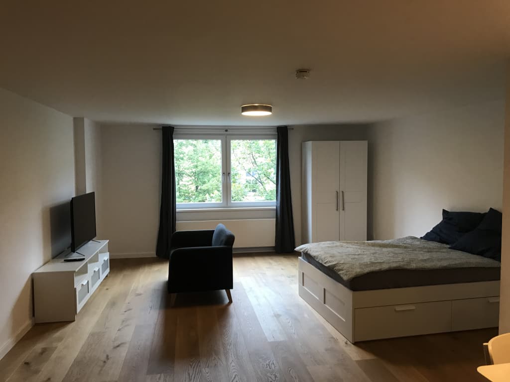 Wohnung zur Miete Wohnen auf Zeit 1.490 € 1 Zimmer 50 m²<br/>Wohnfläche ab sofort<br/>Verfügbarkeit Scharnweberstraße Friedrichshain Berlin 10247