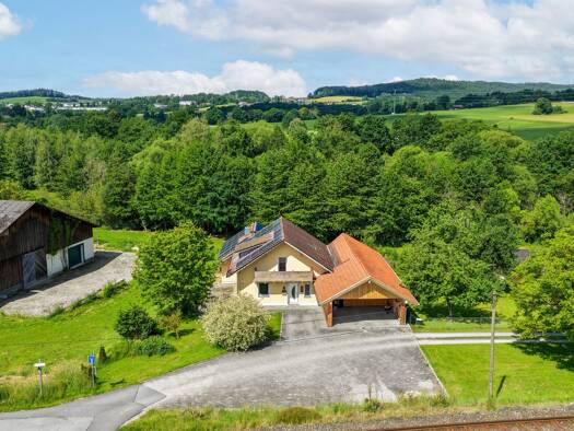 Einfamilienhaus zum Kauf 295.000 € 5,5 Zimmer 153,4 m² 1.009 m² Grundstück Sperlhammer Bad Kötzting 93444