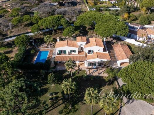 Haus zum Kauf 3.950.000 € 4.890 m² Grundstück Almancil 8135