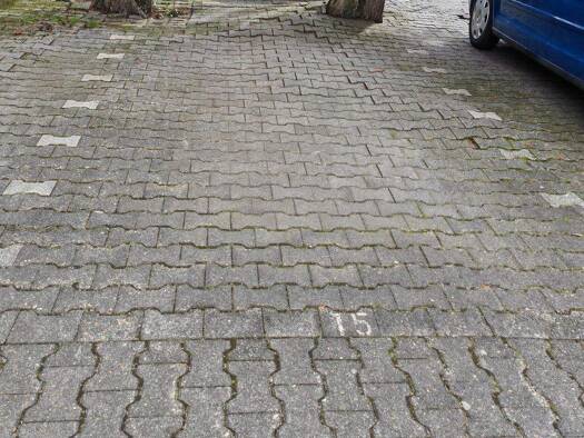 Außenstellplatz zur Miete provisionsfrei 75 € Königslacher Straße Niederrad Frankfurt am Main 60528