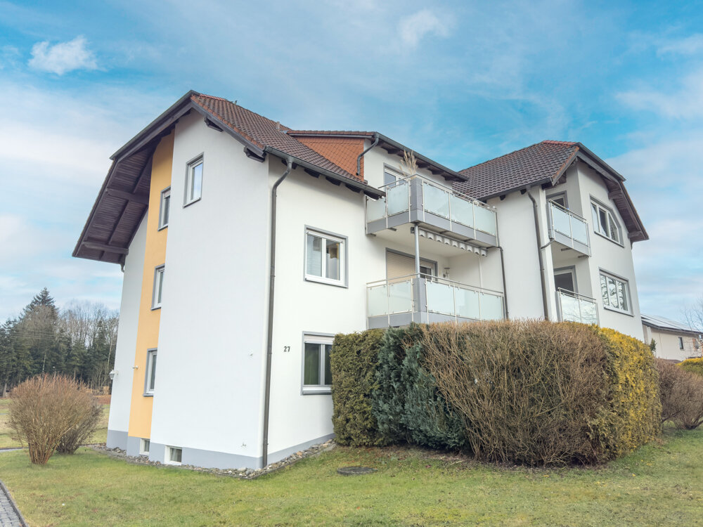 Wohnung zum Kauf 130.000 € 2 Zimmer 49,9 m²<br/>Wohnfläche Dörfles-Esbach 96487