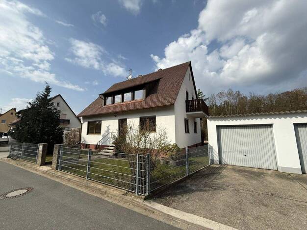 Mehrfamilienhaus zum Kauf 589.000 € 6 Zimmer 160 m² 430 m² Grundstück frei ab sofort Am Eichenrangen 23 Behringersdorf Schwaig bei Nürnberg 90571