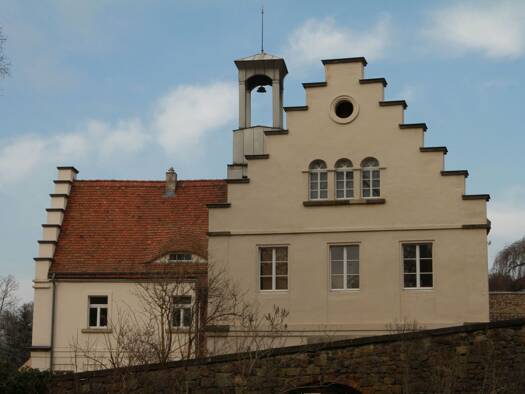 Maisonette zur Miete 4,5 Zimmer 141,5 m² Geschoss 1/2 frei ab sofort Am Helfenberger Park 6 Helfenberg Dresden 01328