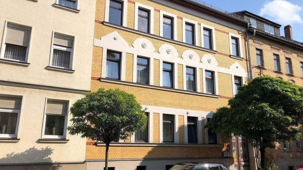 Mehrfamilienhaus zum Kauf als Kapitalanlage geeignet 230.000 € 8 Zimmer 185,4 m² 305 m² Grundstück Schulbergstraße 19 Apolda 99510