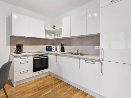 Wohnung zur Miete 650 € 2 Zimmer 51,8 m² Geschoss 1/6 frei ab 01.09.2026 Eisenbahnstraße 131 Volkmarsdorf Ost 04315