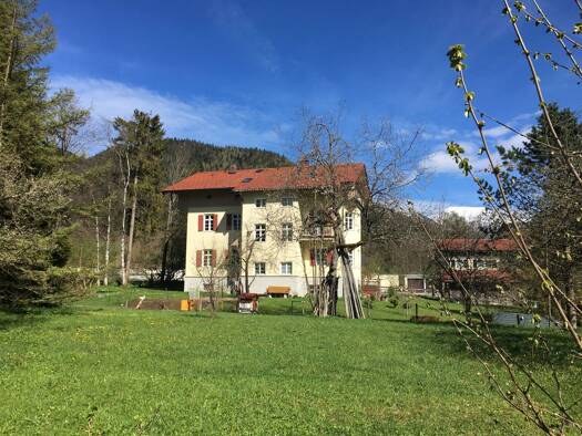 Wohnung zur Miete 1.950 € 4,5 Zimmer 130 m² Geschoss 1/3 frei ab 01.09.2026 Ettal Ettal 82488