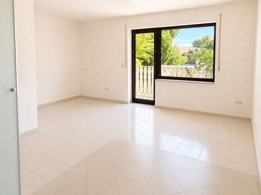 Wohnung zur Miete 525 € 1 Zimmer 33 m² Geschoss 1/1 frei ab 01.08.2026 Hettstadt 97265