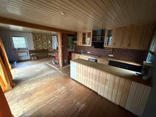 Haus zum Kauf 295.000 € 4 Zimmer 100 m² 1.145 m² Grundstück Radebeul 01445