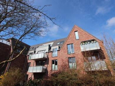 Wohnung zum Kauf 469.000 € 3 Zimmer 105 m² Dachgeschoss frei ab sofort Niebüll 25899