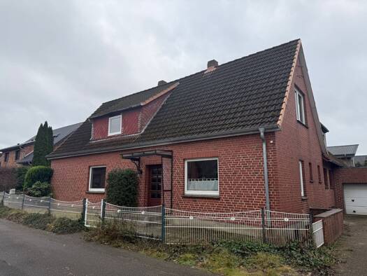 Doppelhaushälfte zur Miete 1.500 € 4 Zimmer 126 m² frei ab sofort Klecken Rosengarten 21224