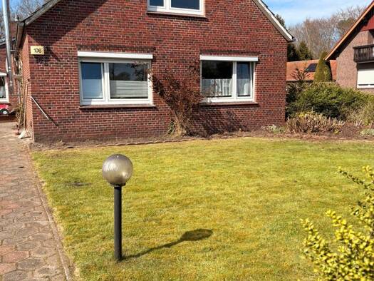 Einfamilienhaus zum Kauf 189.000 € 4 Zimmer 94,1 m² 1.458 m² Grundstück Schirum Aurich 26605