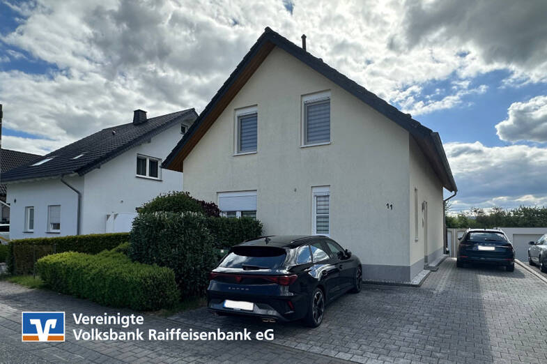 Einfamilienhaus zum Kauf 425.000 € 7 Zimmer 143 m² 480 m² Grundstück Simmern/ Hunsrück 55469