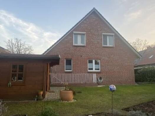 Doppelhaushälfte zur Miete 1.850 € 4 Zimmer 149 m² 700 m² Grundstück frei ab 01.01.2026 Harksheide Norderstedt 22844