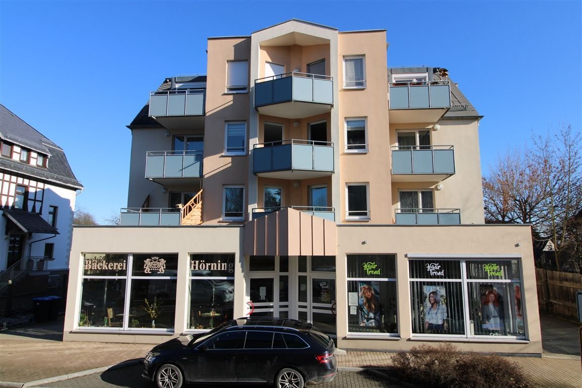 Studio zur Miete 300 € 2 Zimmer 49,3 m²<br/>Wohnfläche 1.<br/>Geschoss Bahnhofstraße 4c Jößnitz Plauen 08547