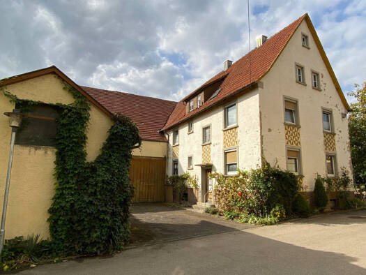 Einfamilienhaus zum Kauf 179.000 € 8 Zimmer 200 m² 470 m² Grundstück Erbsengasse 7 Laudenbach Weikersheim 97990