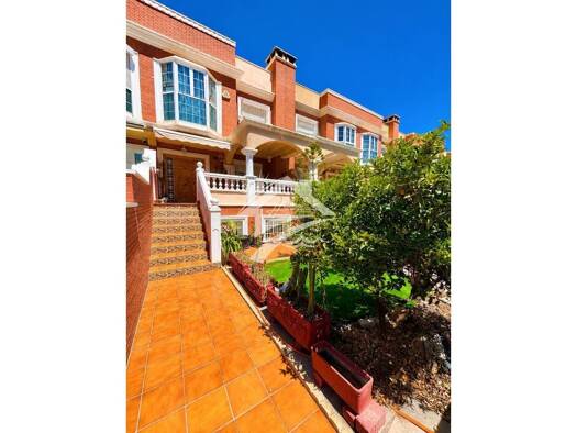 Chalet zum Kauf 410.000 € 4 Zimmer 238 m² Almeria 04009