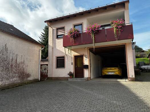 Haus zum Kauf 160.000 € 2 Zimmer 73 m² 600 m² Grundstück Geigensteinstraße 25 Oberweißenbrunn Bischofsheim a.d.Rhön 97653