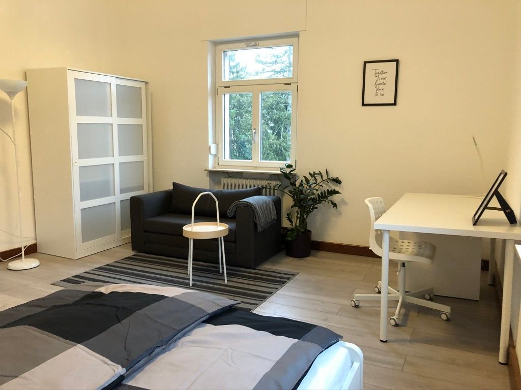 Wohnung zur Miete Wohnen auf Zeit 1.150 € 2 Zimmer 66 m²<br/>Wohnfläche 06.11.2024<br/>Verfügbarkeit Fürstenbergallee Baden-Baden - Weststadt Baden-Baden 76532