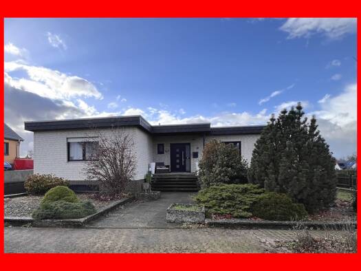 Bungalow zum Kauf 369.000 € 5 Zimmer 184 m² 850 m² Grundstück frei ab 01.08.2026 Gestorf Springe 31832