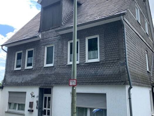 Einfamilienhaus zum Kauf provisionsfrei 219.000 € 8 Zimmer 200 m² 600 m² Grundstück Bad Fredeburg Schmallenberg 57392