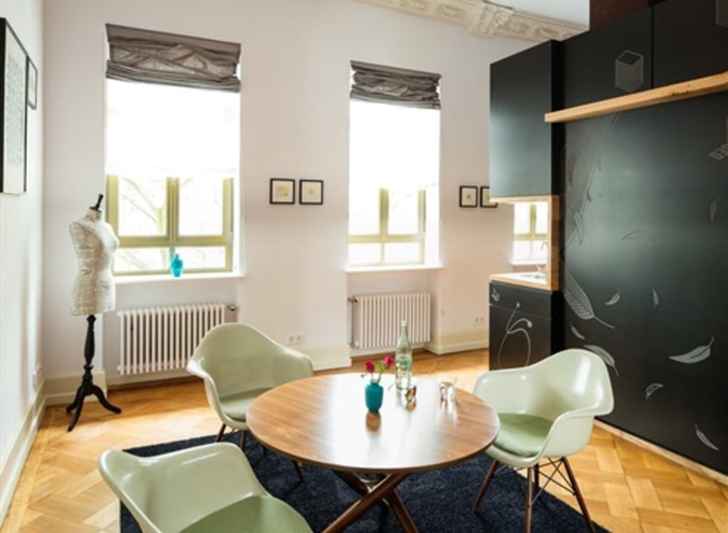 Wohnung zur Miete Wohnen auf Zeit 1.799 € 3 Zimmer 24 m²<br/>Wohnfläche 01.02.2025<br/>Verfügbarkeit Rückertstraße Ostend Frankfurt am Main 60314