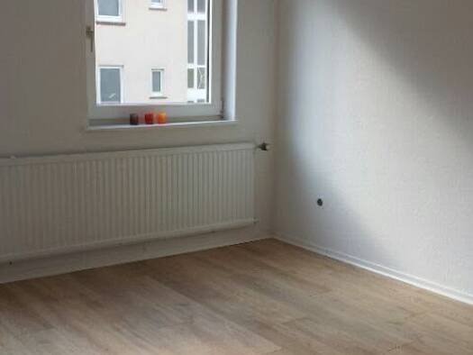 Wohnung zur Miete 590 € 2 Zimmer 52 m² Geschoss 2/4 frei ab sofort Mitte Mitte 34117