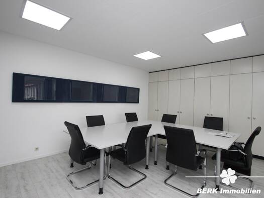 Bürogebäude zur Miete 970 € 107,7 m² Bürofläche Mömlingen 63853