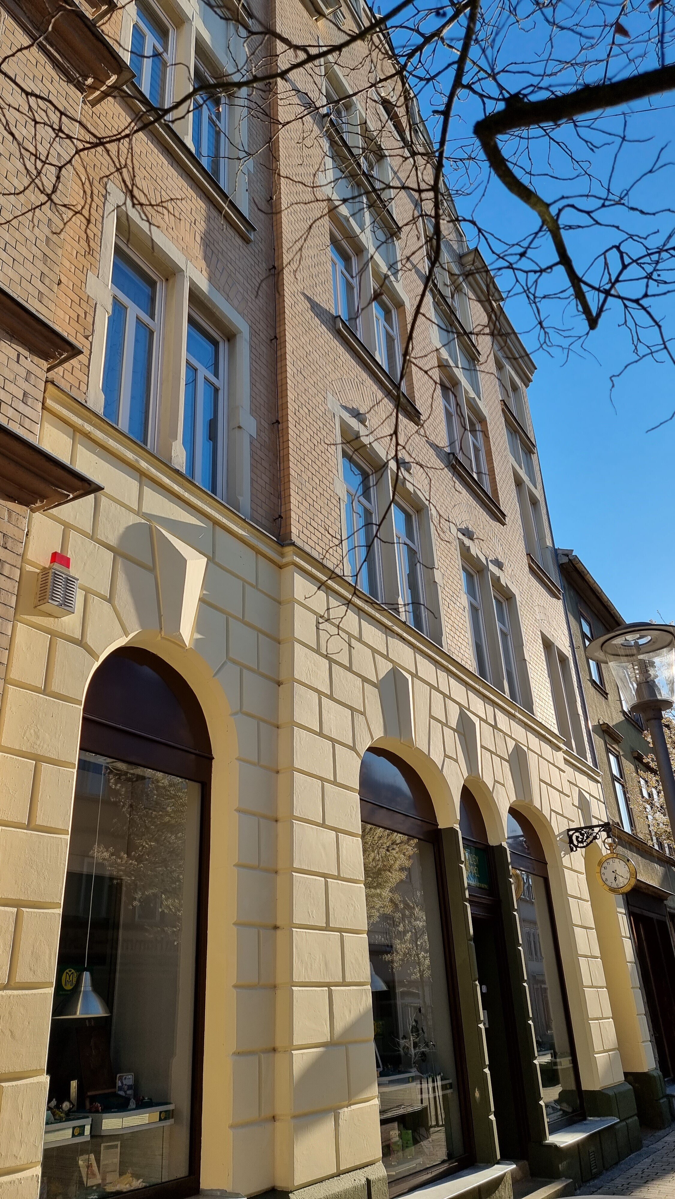 Haus zum Kauf als Kapitalanlage geeignet 695.000 € 15 Zimmer 648,4 m²<br/>Wohnfläche 348 m²<br/>Grundstück Marktstraße 5 Zentrum Rudolstadt 07407