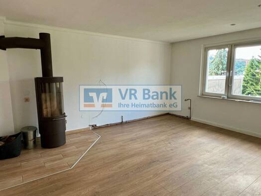 Wohnung zum Kauf 115.000 € 3 Zimmer 82 m² 2. Geschoss frei ab sofort Eisenach Eisenach 99817